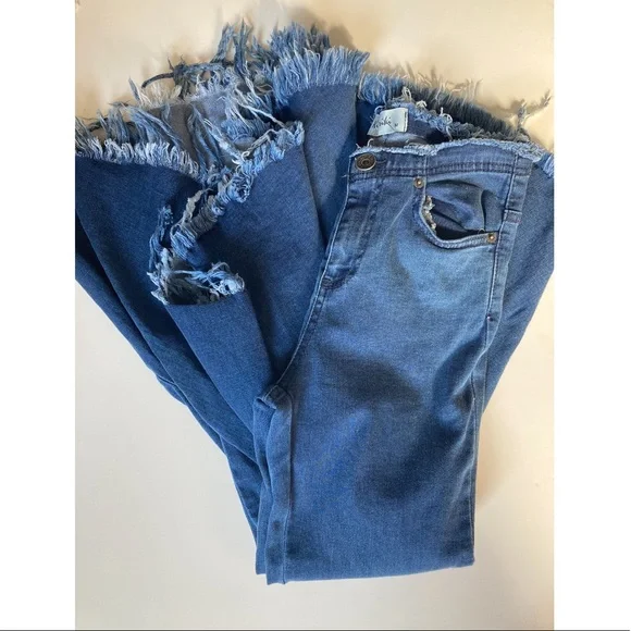 Kikiriki Fit & Flare Blue Boho Raw Hem Ruffle Denim Jeans size Medium - Picture 4 of 11
